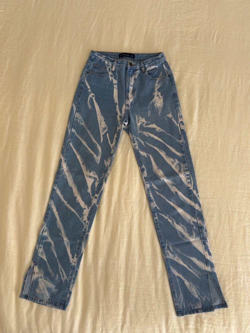 Lioness Bleach Dyed Jeans